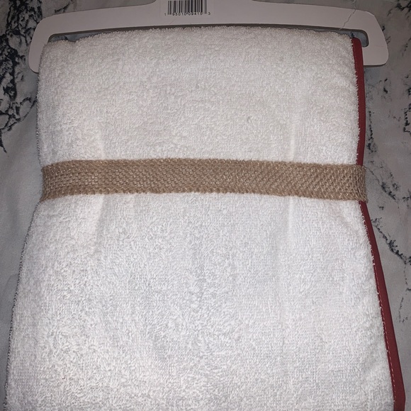 Lila and jack baby hooded towel and booties - Picture 4 of 4